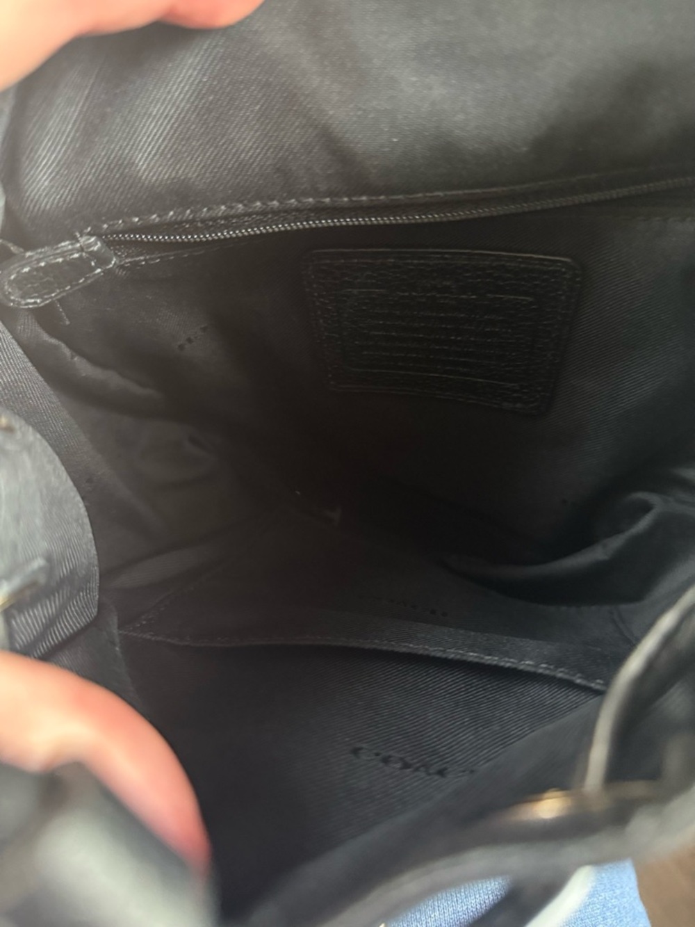 💛 Coach Mini 🖤 Classic Retro Black Leather Drawstring Backpack - Picture 5 of 6